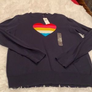 New sweater with no flaws.